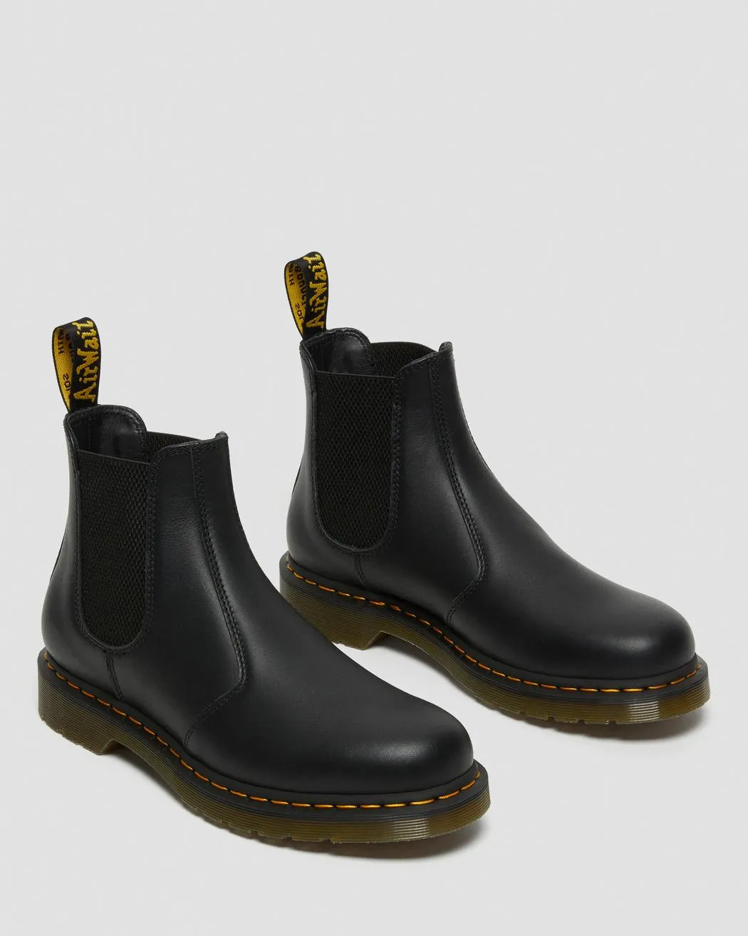 Dr Martens UNISEX 2976 NAPPA LEATHER CHELSEA BOOTS (Black)