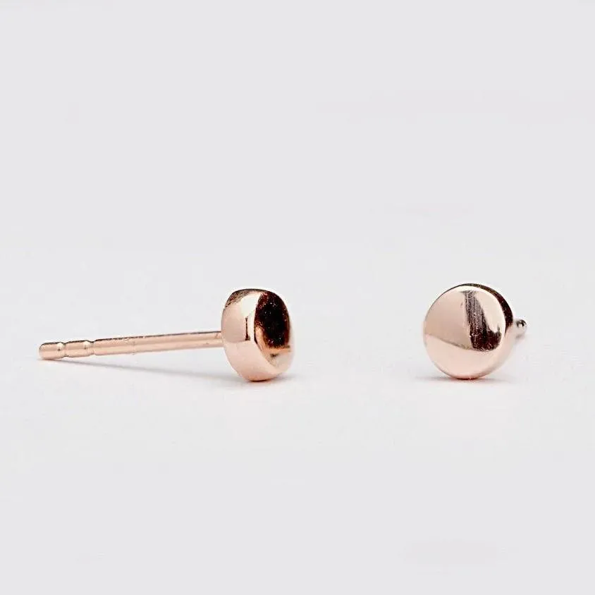 Eina Dot Stud Earrings