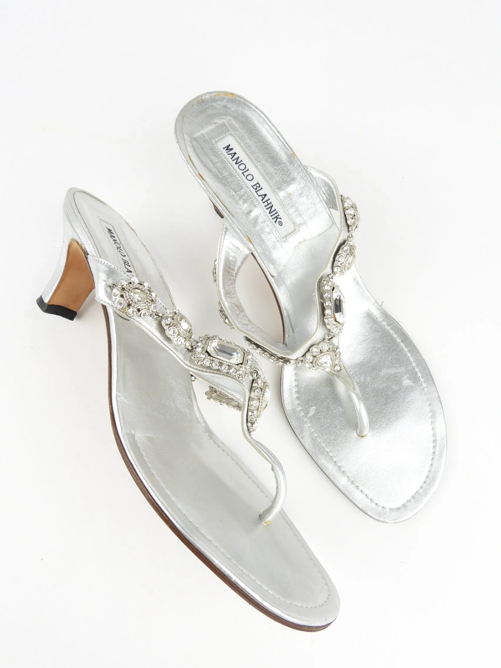 Manolo Blahnik Silver Metallic Leather and Rhinestone Kitten Heel Thong Sandals - 41