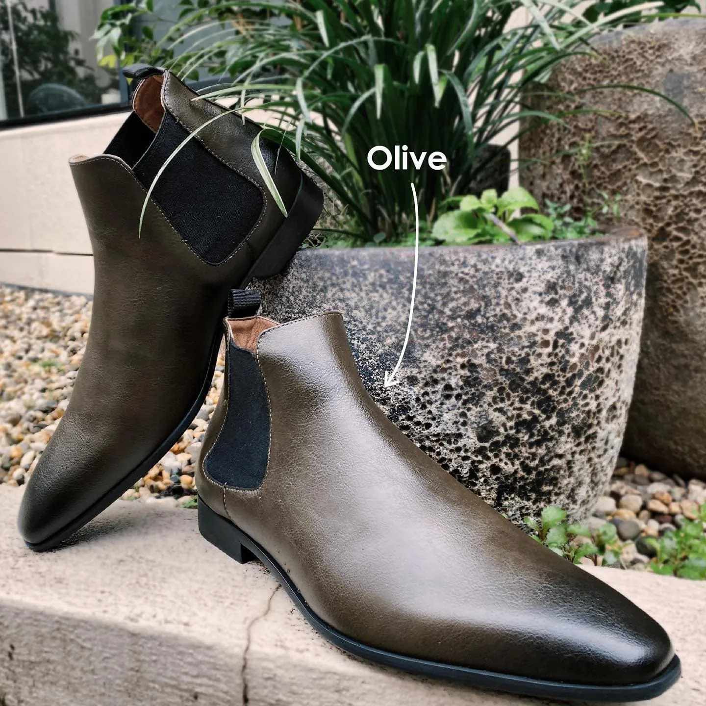 'Sterling' men's vegan Chelsea by Zette Shoes - olive